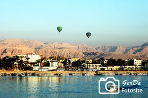 Foto Heißluftballone über Luxor