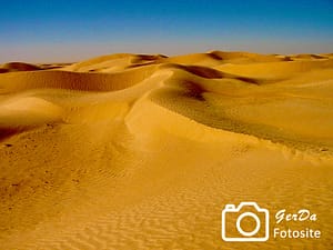 Sanddünen in der Sahara nahe Douz